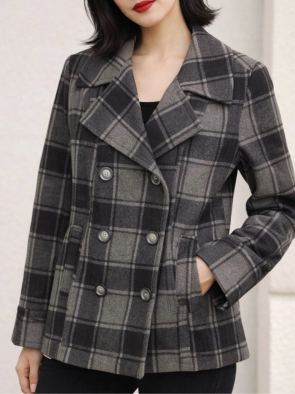 Vintage Old Navy Women’s Plaid Peacoat - Black and Gray (Y2K early 2000s era)